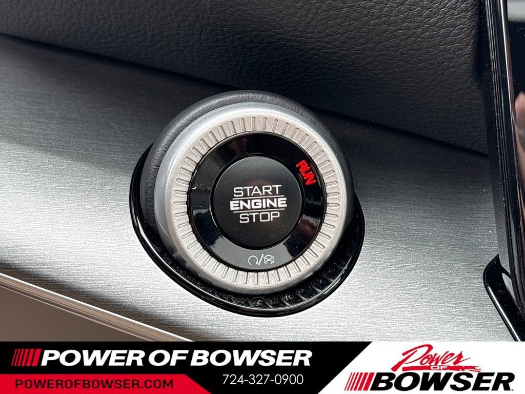 2025 Jeep Wagoneer BASE
