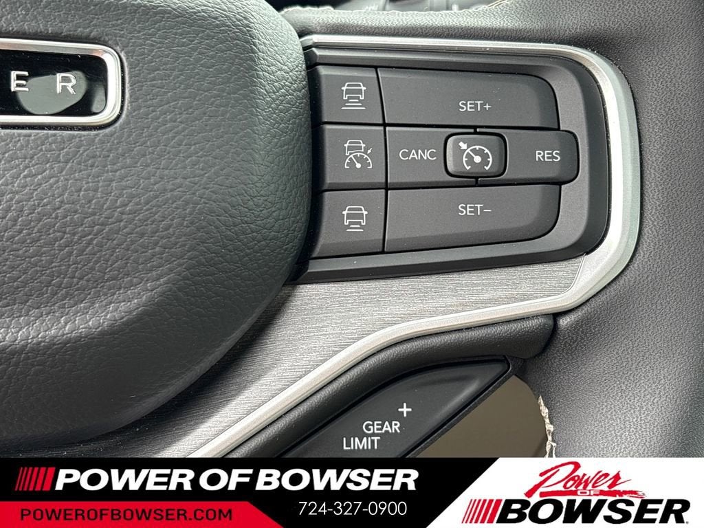 2025 Jeep Wagoneer BASE