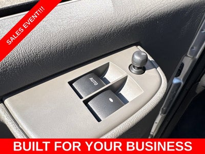 2026 Chevrolet Express Passenger 1LT