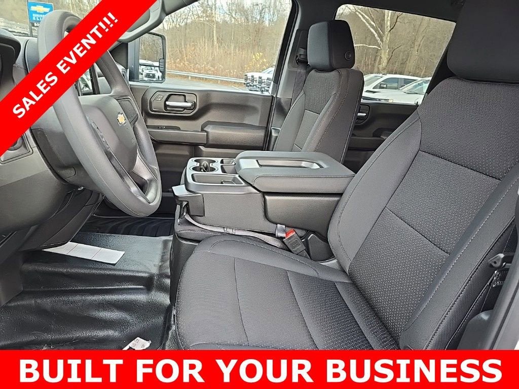 2025 Chevrolet Silverado 3500 HD WT