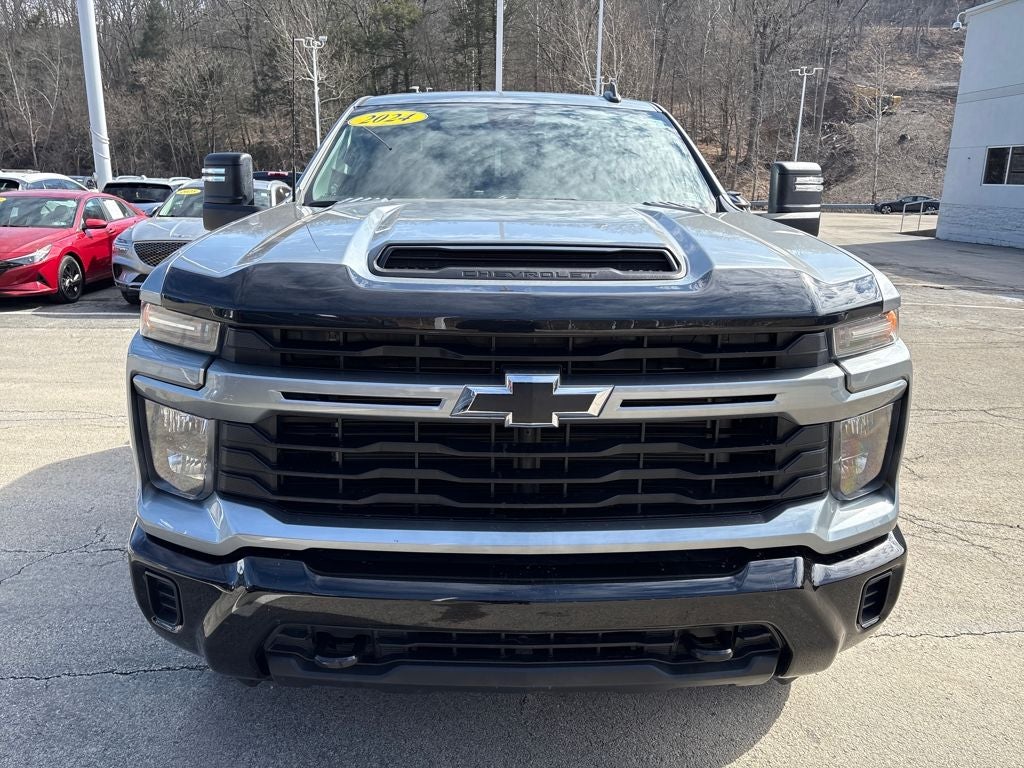 2024 Chevrolet Silverado 2500 HD Custom