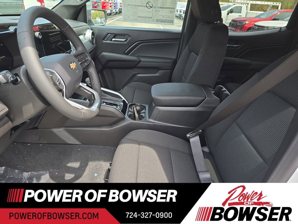 2025 Chevrolet Colorado WT/LT