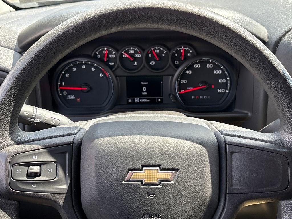 2021 Chevrolet Silverado 1500 Custom