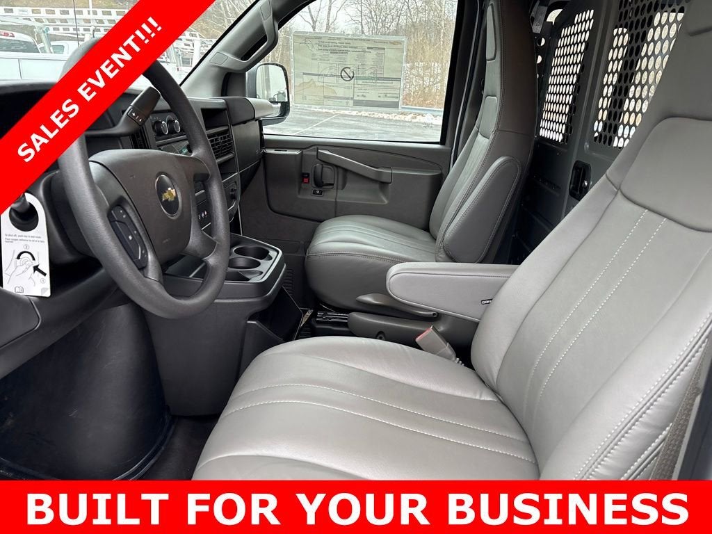 2025 Chevrolet Express Cargo 2500 WT
