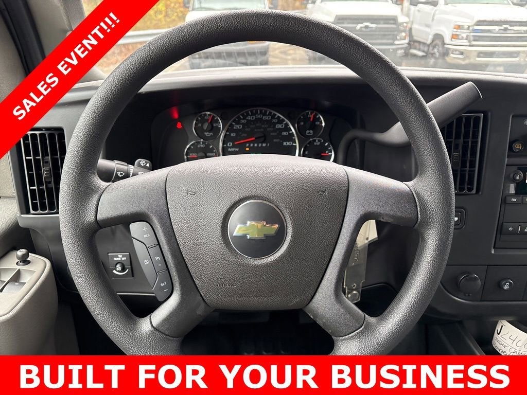 2025 Chevrolet Express Cargo 2500 WT