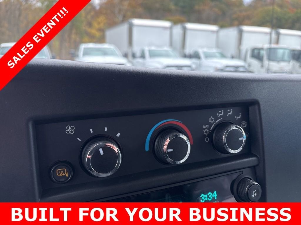 2025 Chevrolet Express Cargo 2500 WT