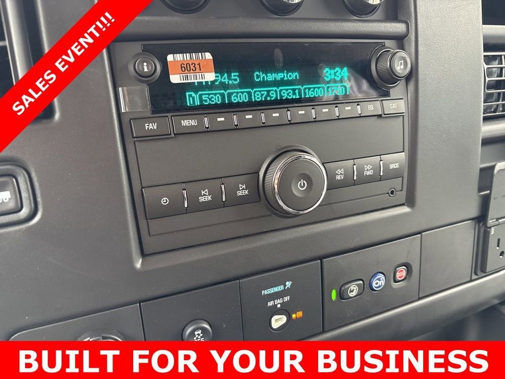 2025 Chevrolet Express Cargo 2500 WT