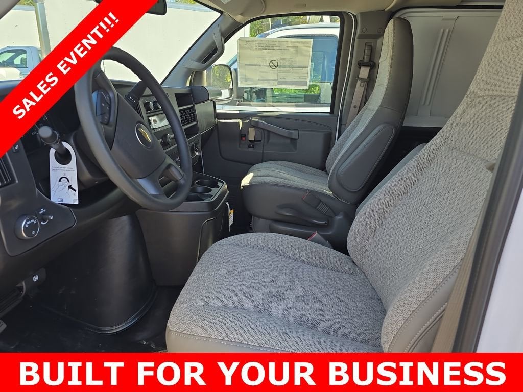 2025 Chevrolet Express Cargo 2500 WT