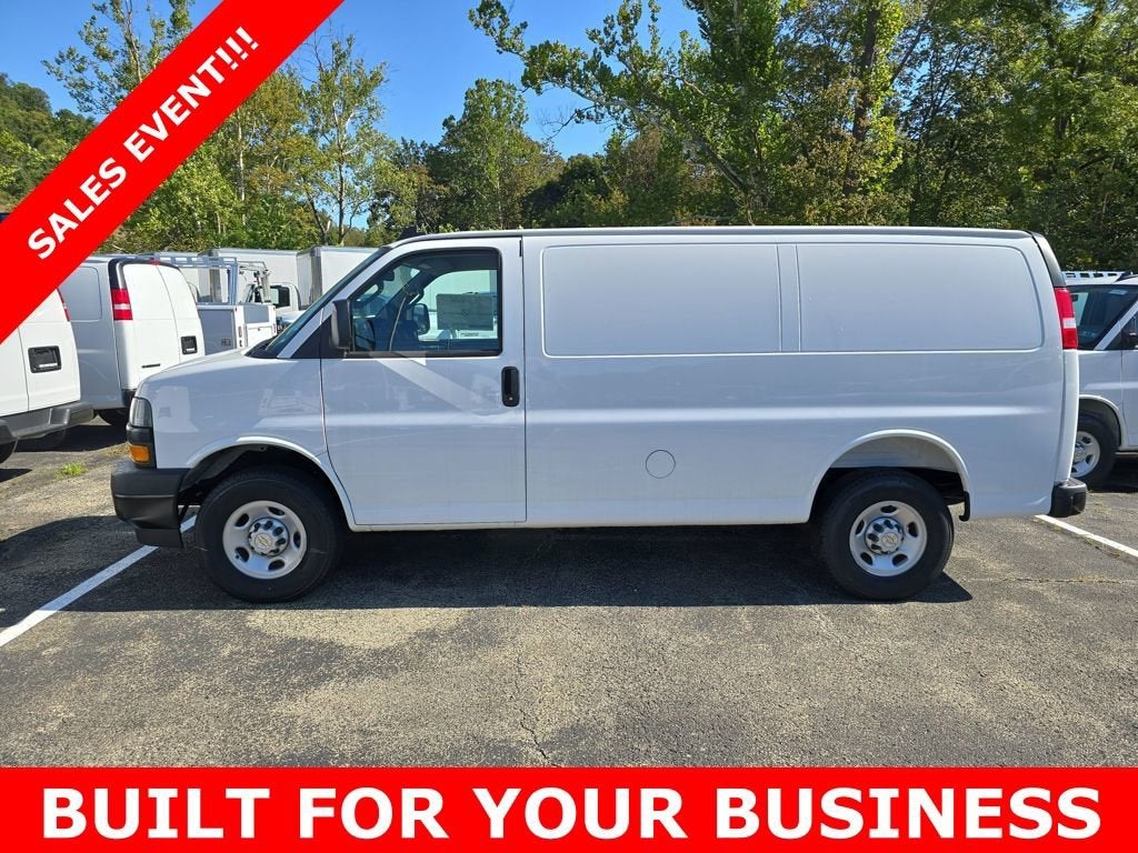 2025 Chevrolet Express Cargo 2500 WT