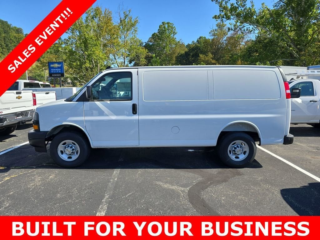 2025 Chevrolet Express Cargo 2500 WT