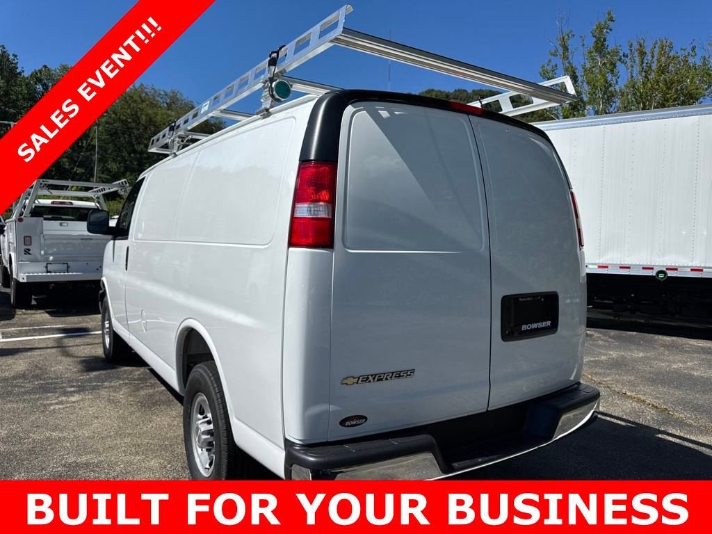 2025 Chevrolet Express Cargo 2500 WT