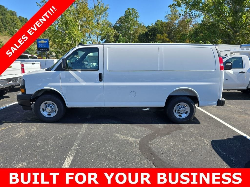 2025 Chevrolet Express Cargo 2500 WT