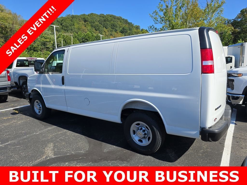 2025 Chevrolet Express Cargo 2500 WT