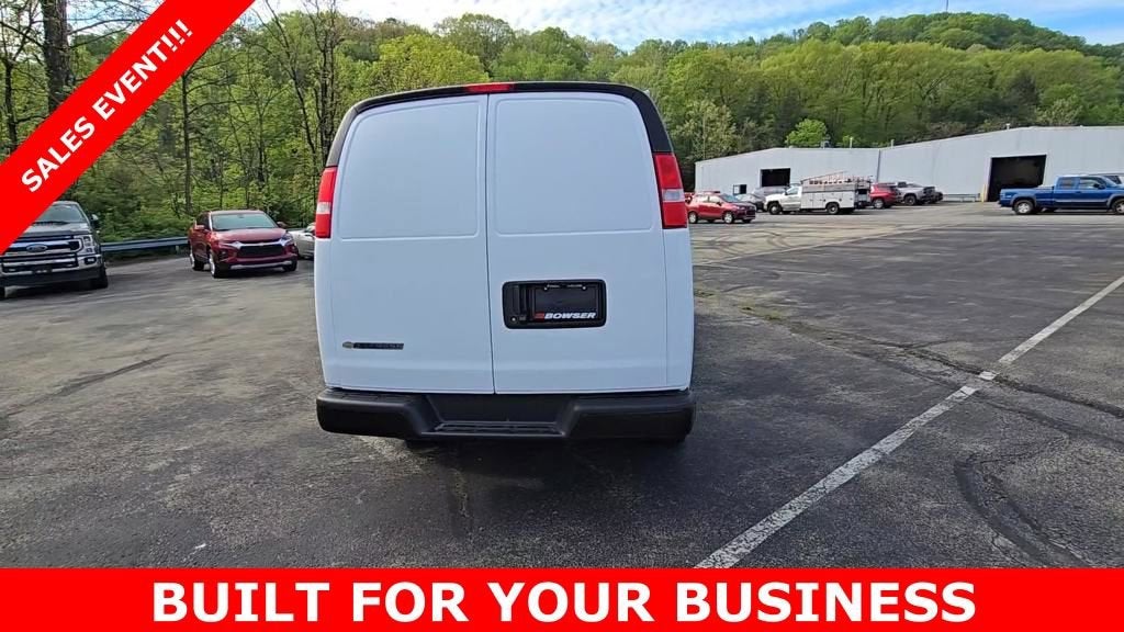 2025 Chevrolet Express Cargo 2500 WT