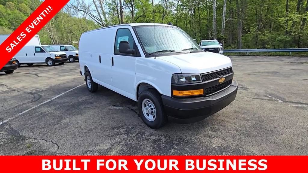 2025 Chevrolet Express Cargo 2500 WT