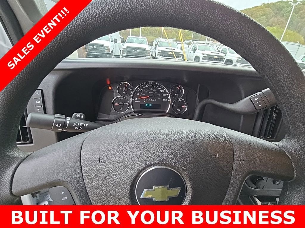 2025 Chevrolet Express Cargo 2500 WT