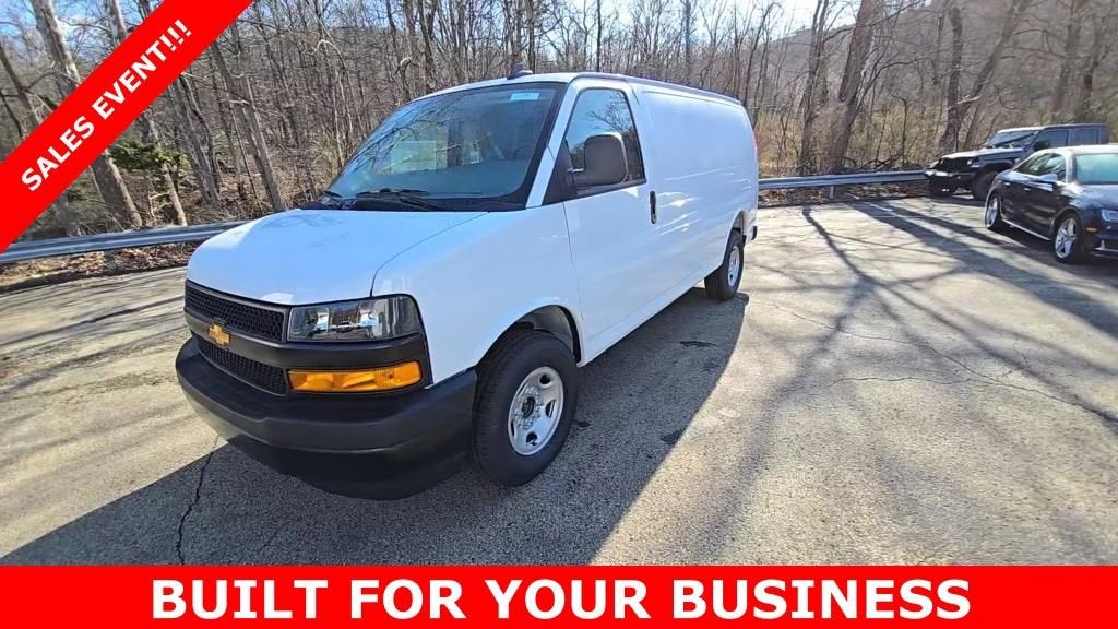 2025 Chevrolet Express Cargo 2500 WT