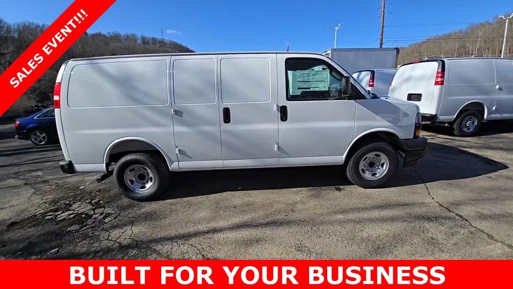 2025 Chevrolet Express Cargo 2500 WT