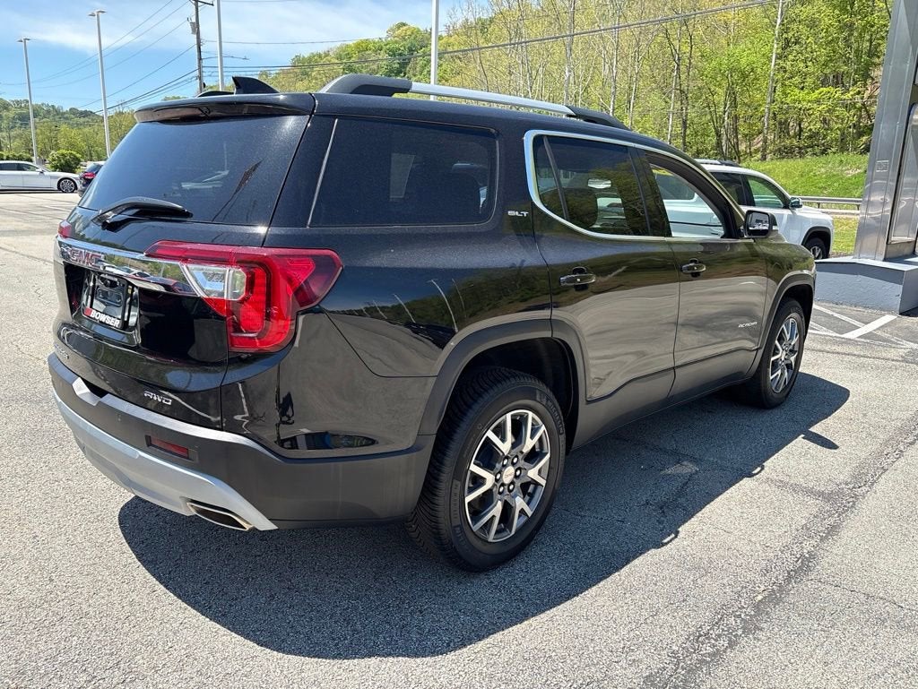 2023 GMC Acadia SLT