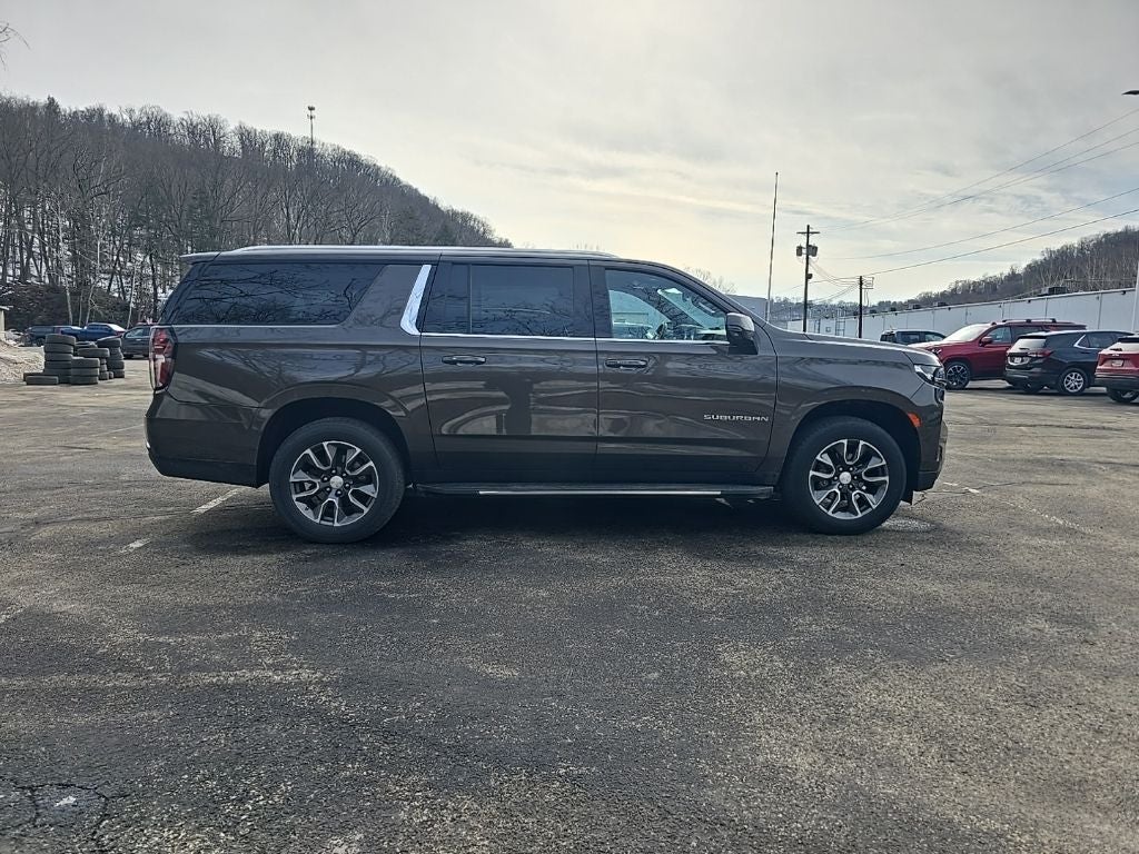 2021 Chevrolet Suburban LT