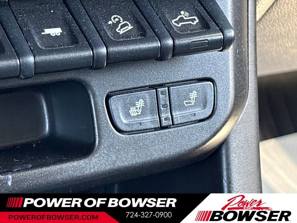 2022 GMC Canyon AT4 - Leather