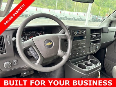 2026 Chevrolet Express Cutaway 3500 1WT