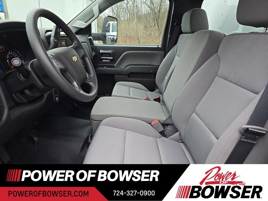 2024 Chevrolet Silverado 5500 HD Work Truck