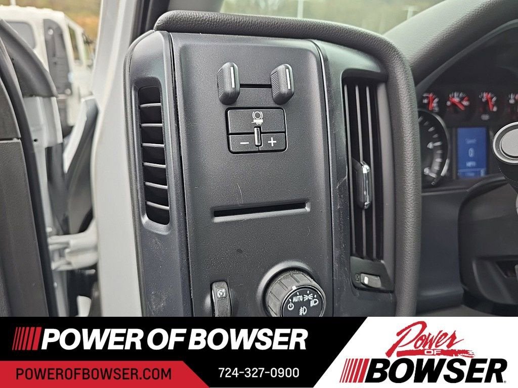 2024 Chevrolet Silverado 5500 HD Work Truck