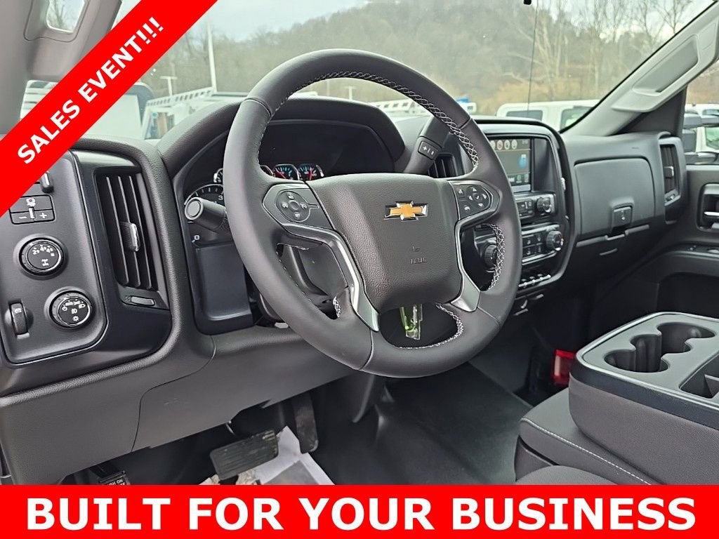 2024 Chevrolet Silverado 5500 HD Work Truck