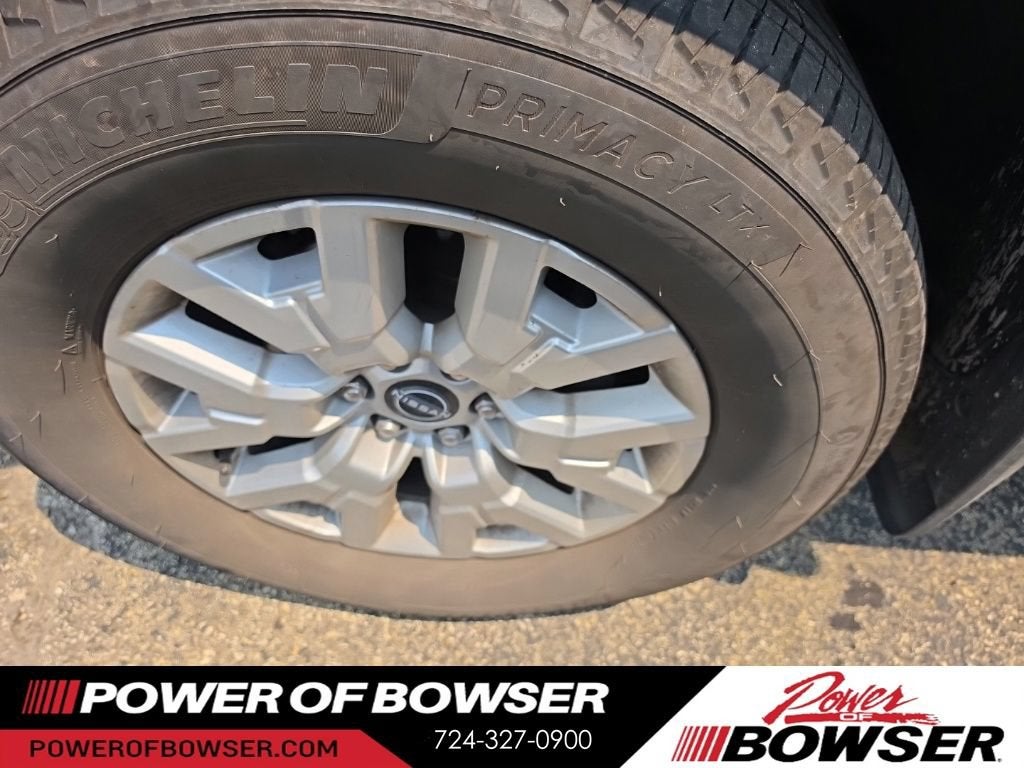 2024 Nissan Frontier SV