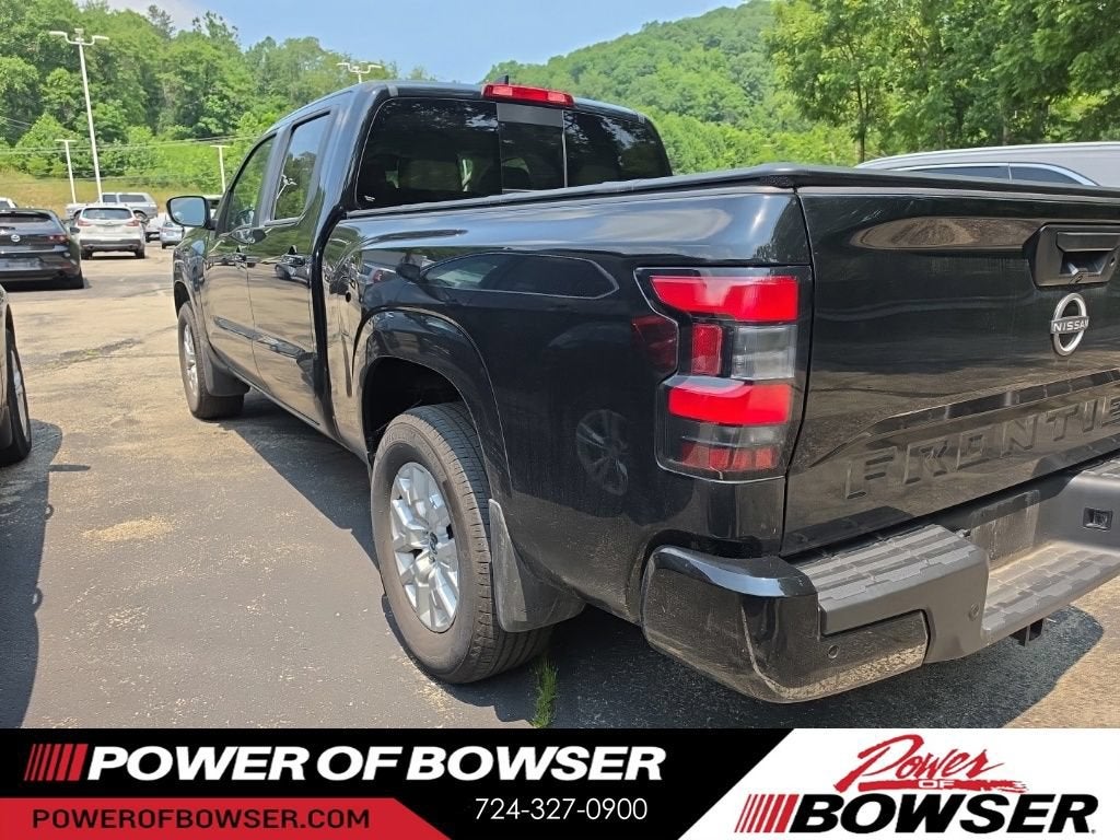 2024 Nissan Frontier SV