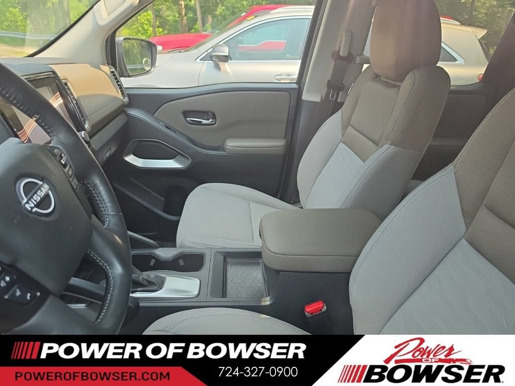 2024 Nissan Frontier SV