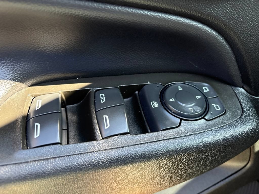 2024 Chevrolet Equinox LT - Photo 10