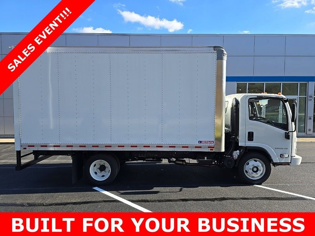 2025 Chevrolet Low Cab Forward 5500 XG NA