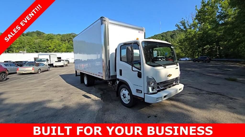 2025 Chevrolet Low Cab Forward 5500 XG NA