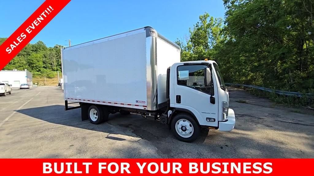 2025 Chevrolet Low Cab Forward 5500 XG NA