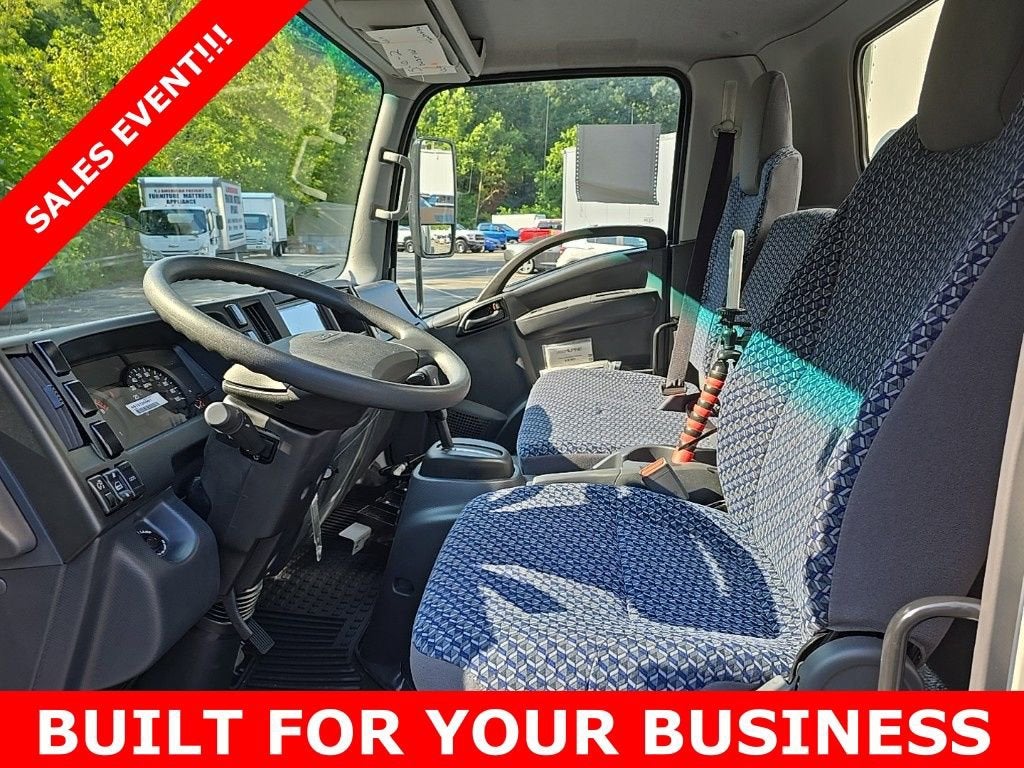 2025 Chevrolet Low Cab Forward 5500 XG NA