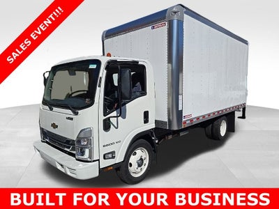 2025 Chevrolet Low Cab Forward 5500 XG NA
