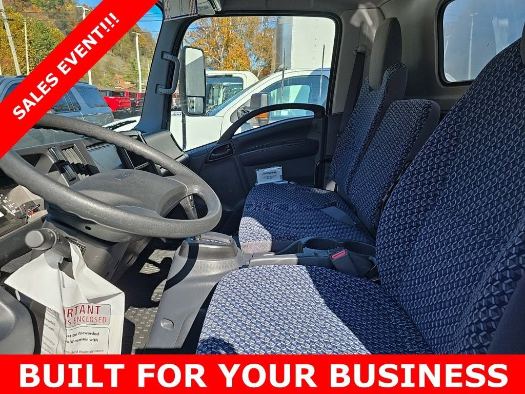 2025 Chevrolet Low Cab Forward 5500 XG NA