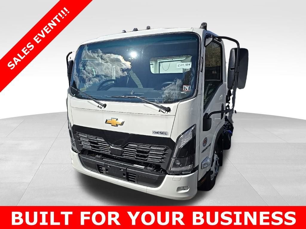 2025 Chevrolet Low Cab Forward 4500 HD NA