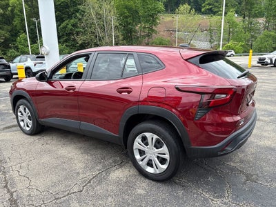 2025 Chevrolet Trax LS