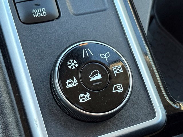 2022 Nissan Pathfinder SV 4WD