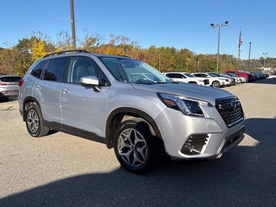 2024 Subaru Forester Premium