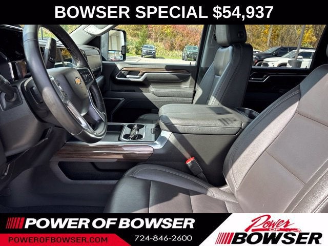 2025 Chevrolet Silverado 3500 HD LT