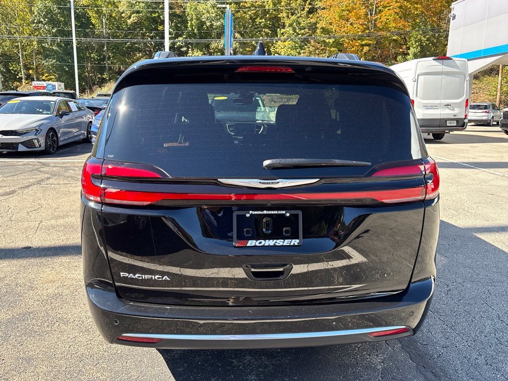 2025 Chrysler Pacifica Pinnacle