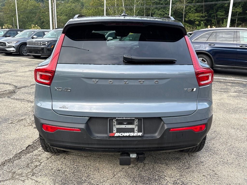 2021 Volvo XC40 R-Design